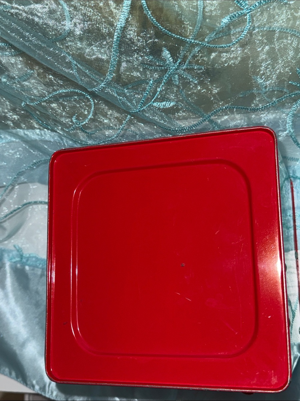 Vintage-Romper Room Jack in the box. Style Musical Toy Box — Red & Green - Picture 6 of 6